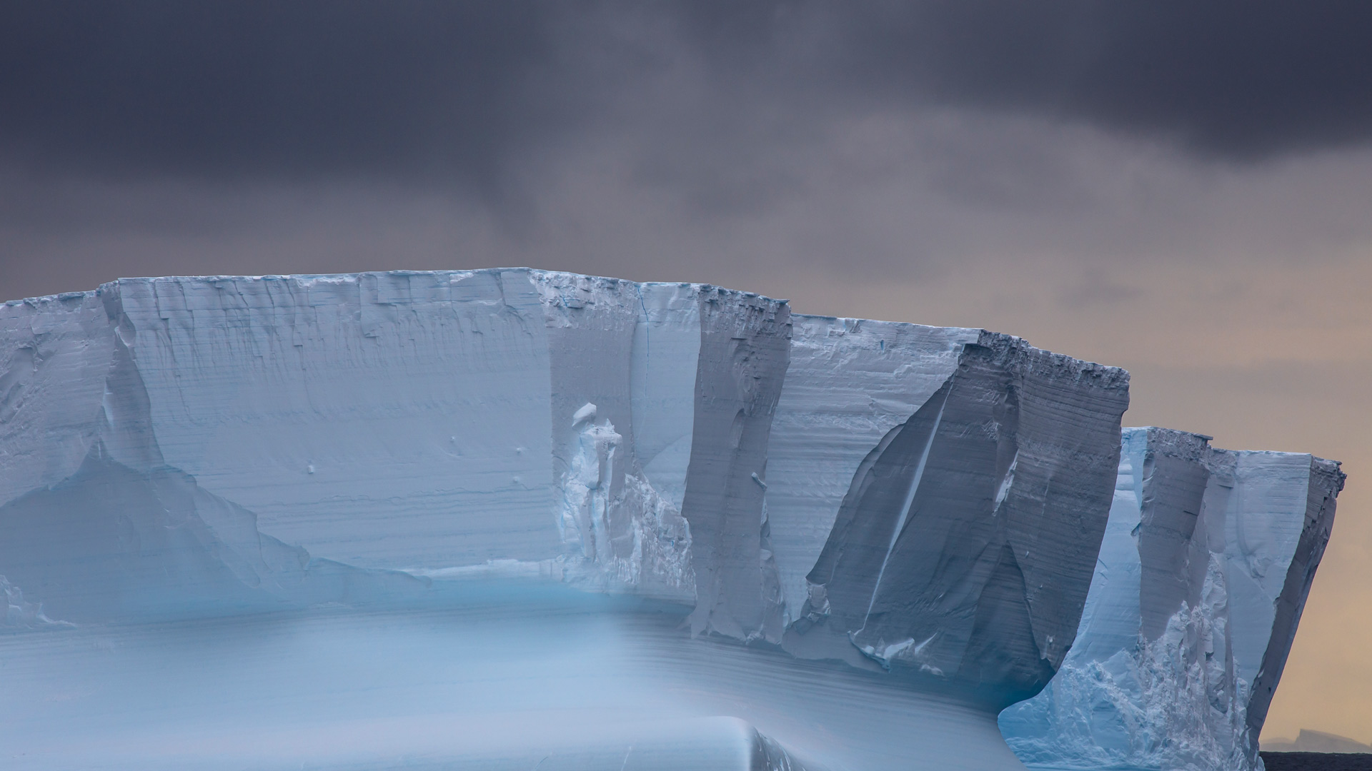 Iceberg Antarctica – Bing Wallpaper Download