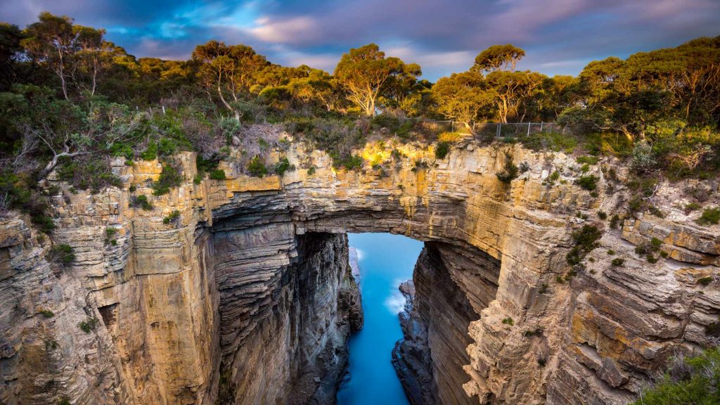 Tasmans Arch